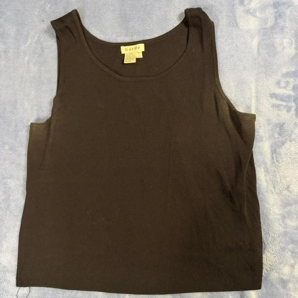 Vintage Black gardy cropped tank‎ top Size L